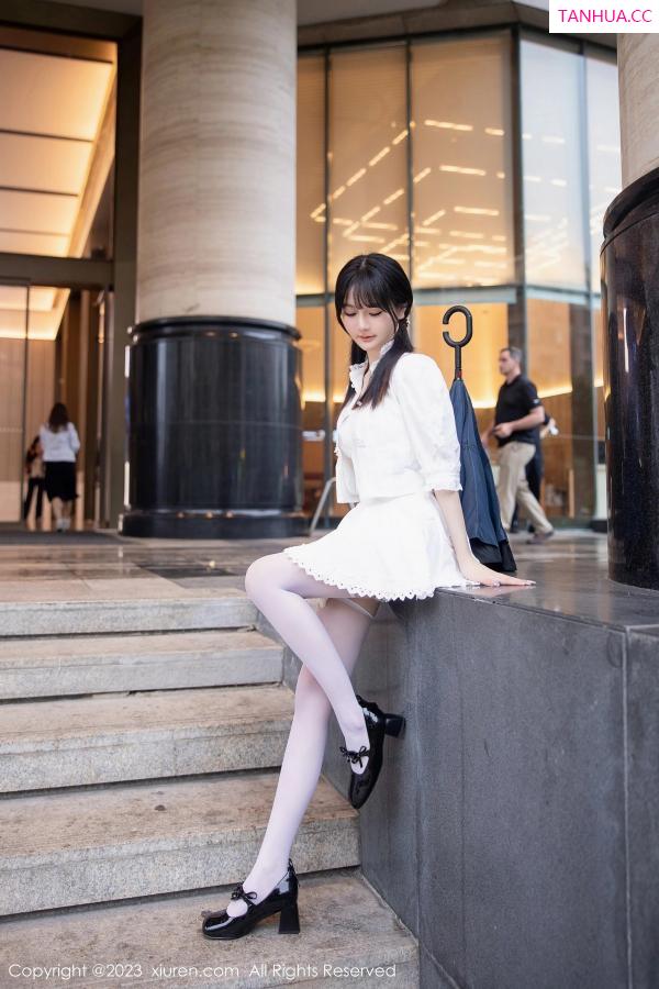   [XiuRen]高清写真图 2023.06.16 No.6933 幼幼 清纯美腿第10张图片